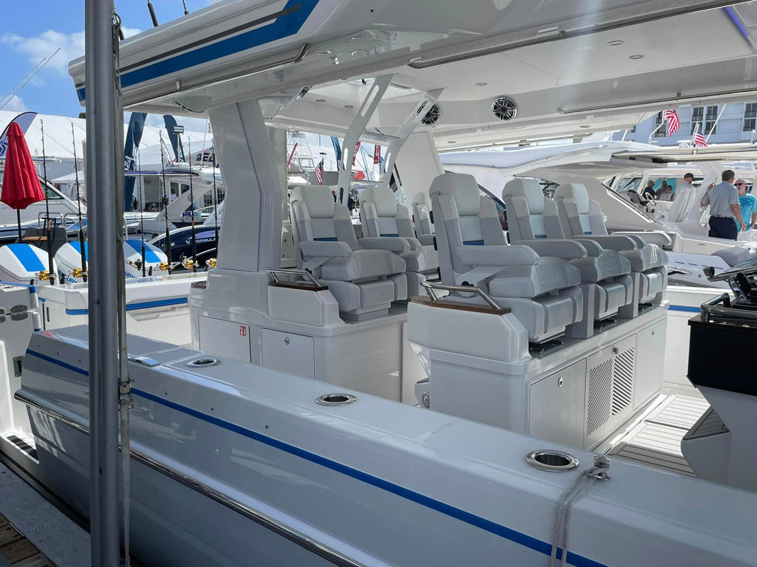 The All-New 457 CCF Model Makes News! | Formula Boats