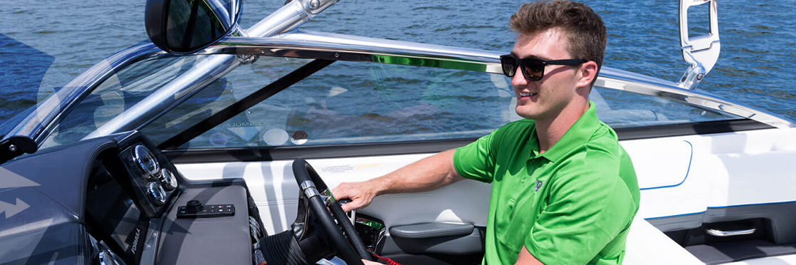 The Complete 2026 Guide to Choosing Your First Performance Powerboat